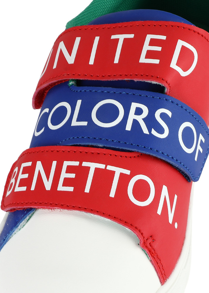 United colors of benetton hotsell sliders with velcro closure