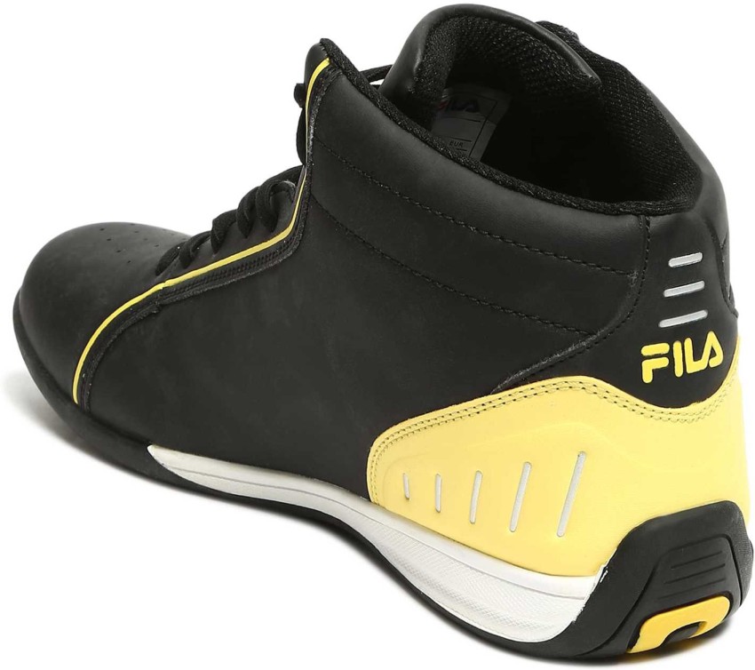 FILA ISONZO II Sneakers Motorsport Shoes For Men - Buy FILA II Sneakers Motorsport Shoes For Men Online at Best Price - Shop Online for Footwears in India | Flipkart.com