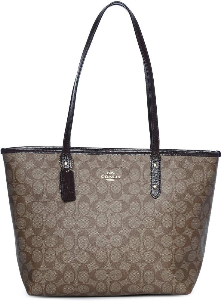 Coach Field Tote 30 in Signature Jacquard, Women's Fashion, Bags & Wallets,  Tote Bags on Carousell