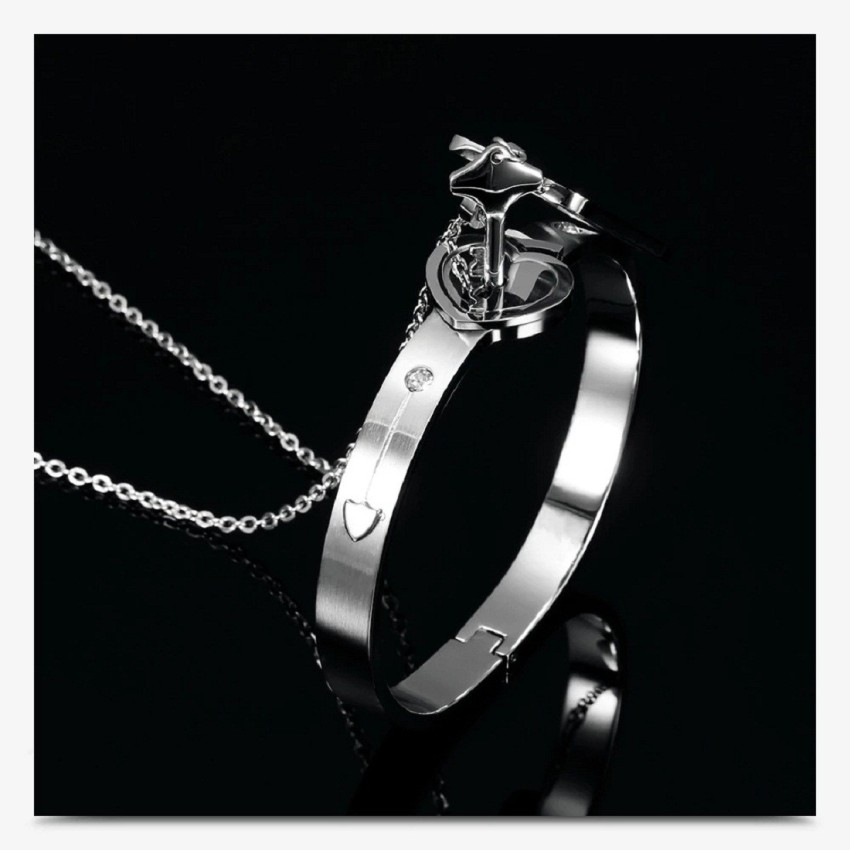 Bond of Love Personalized Lock and key bracelet GiftSend Jewellery Gifts  Online M11017876 IGPcom