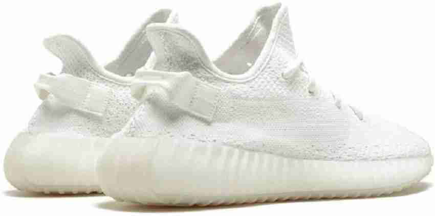 55% OFF on yeezy Running Shoes For Men(White) on Flipkart