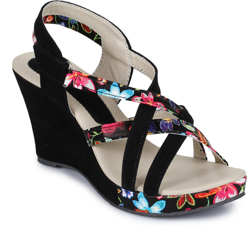 Aggregate 182+ flipkart wedges sandals super hot netgroup.edu.vn