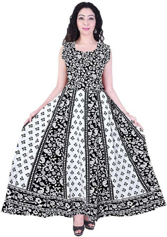 Share 138+ gown under 500 rupees best camera.edu.vn