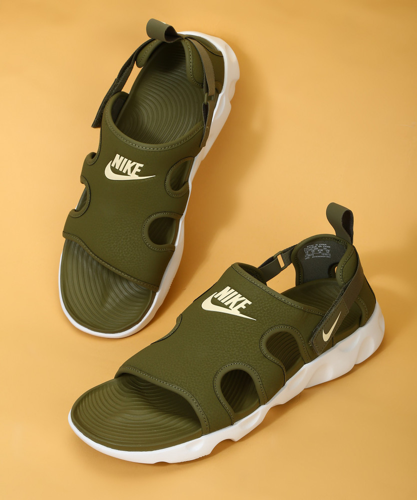 Update more than 94 sandals of nike latest dedaotaonec
