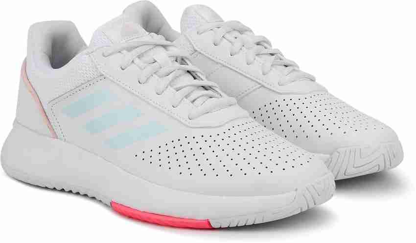 Adidas hotsell courtsmash mujer