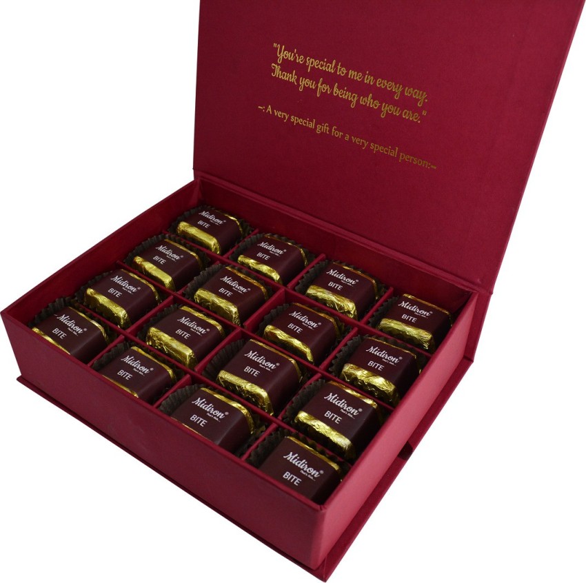 Red Paper Chocolate Gift Hamper, For Gifting