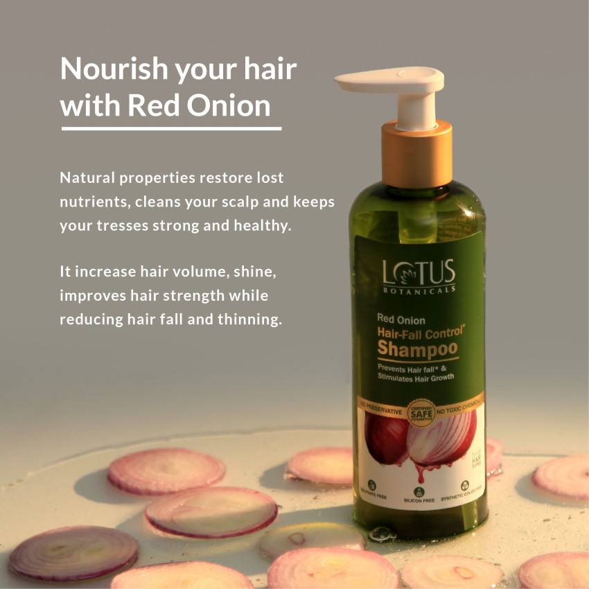 The Pure Lotus Jeju Lotus Leaf Shampoo for Middle and Dry Scalp – Robinsons  Singapore
