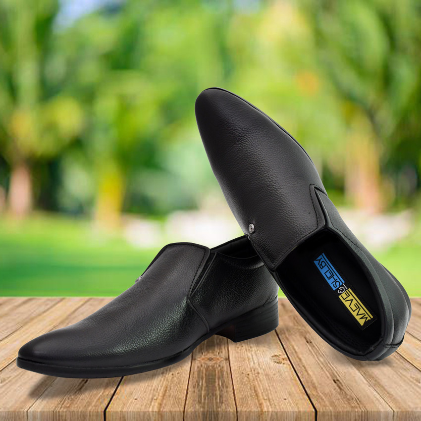 Flipkart sale: From AJANTA to Big Fox, here are some Loafer shoes for men  at a discount of up to 70 percent