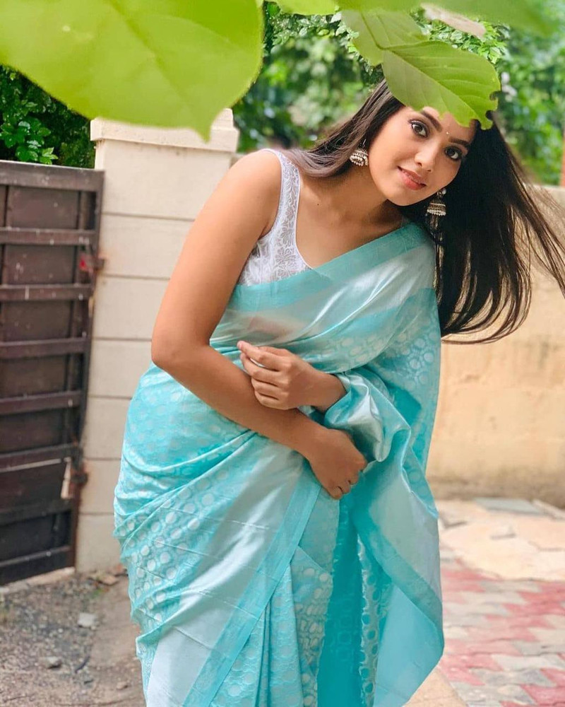 Color Block Self Design Banarasi Cotton Silk Saree Price in India Buy Color Block Self Design Banarasi Cotton Silk Saree online at Shopsy.in
