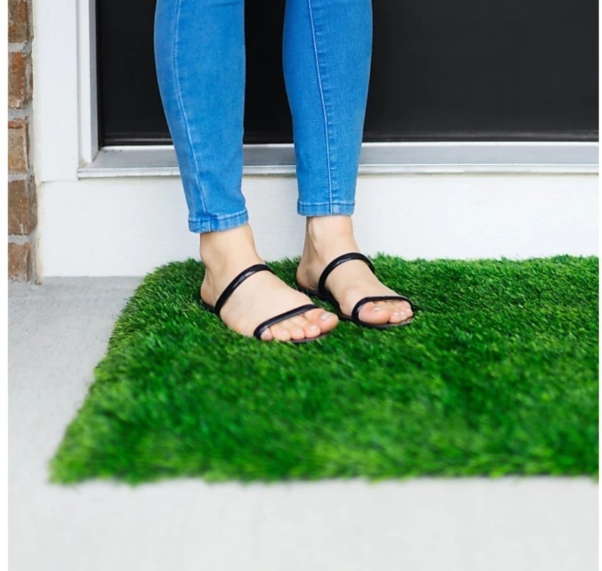 Doormat (Grass mat). Size: 60*45CM, (Grass Hight: 25MM) Best quality door  (Grass) mat. It