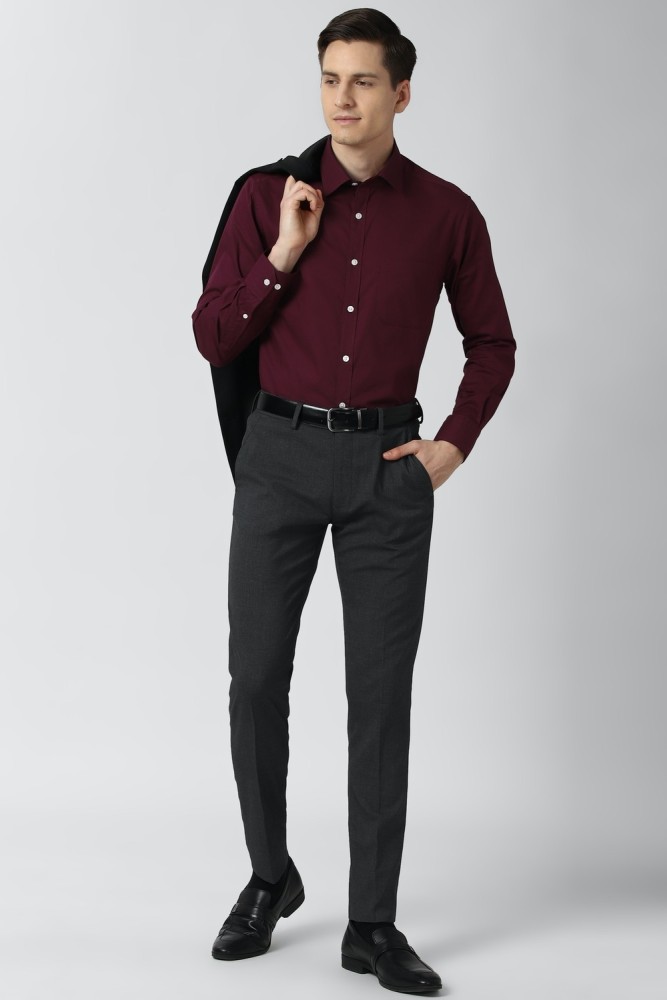 What type of jeans should I wear on maroon colour shirt  Quora