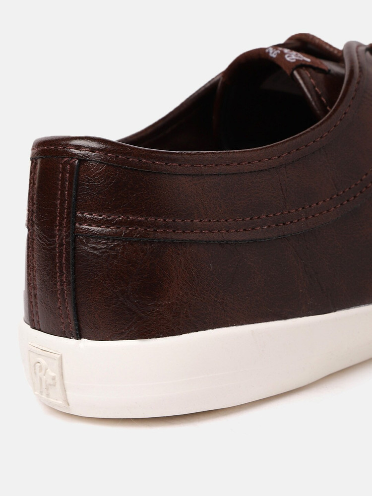 Buy Roadster Roadster Men Coffee Brown 
