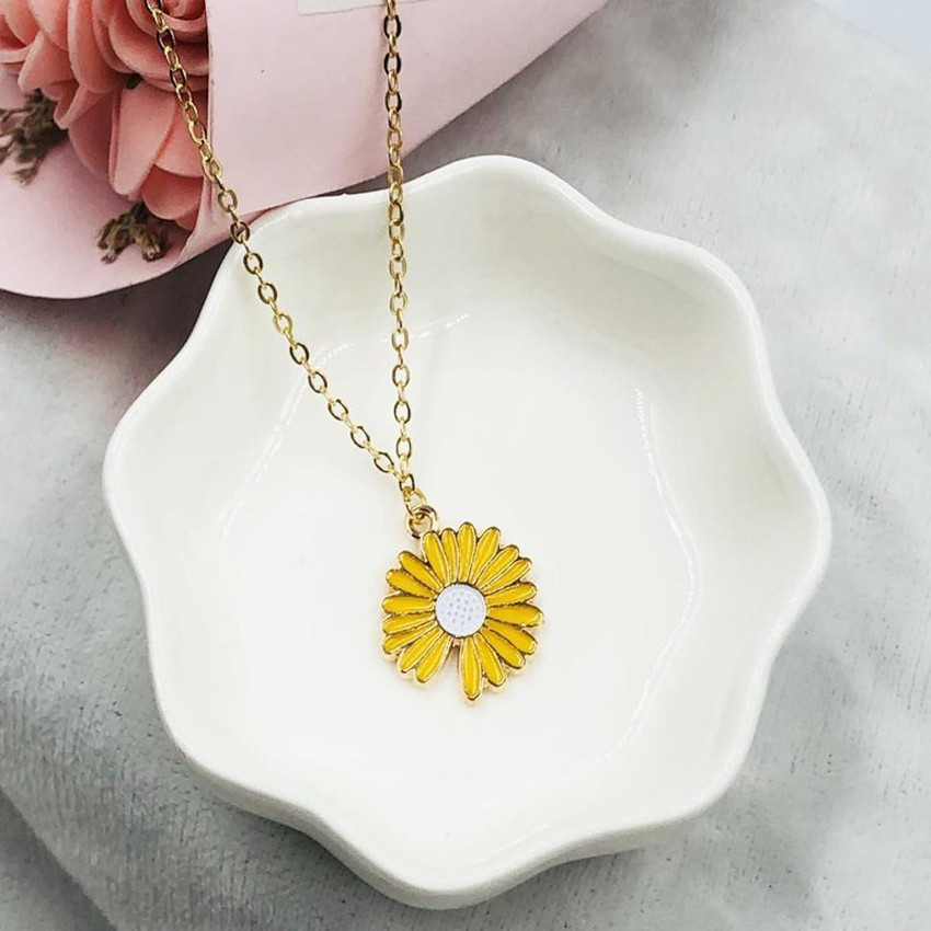 Aggregate more than 77 jingle bell flower necklace latest POPPY