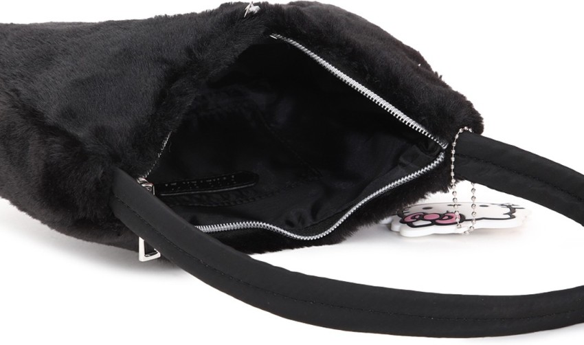 FOREVER 21 Black Shoulder Bag Handbag Black  Price in India  Flipkartcom