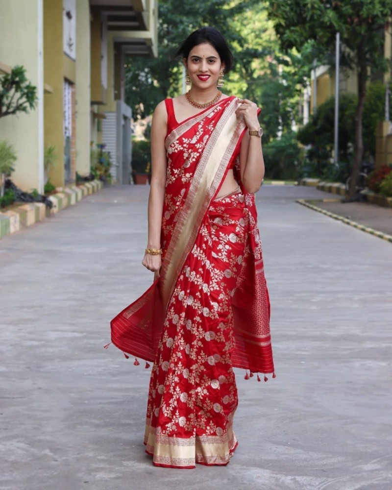 Buy riceecommears Woven Banarasi Jacquard Red Sarees Online @ Best ...