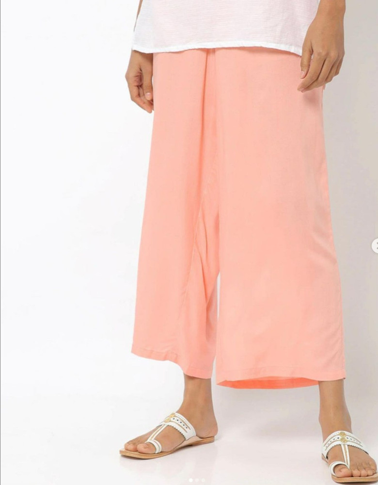 Kapde wala Relaxed Women Pink Trousers 