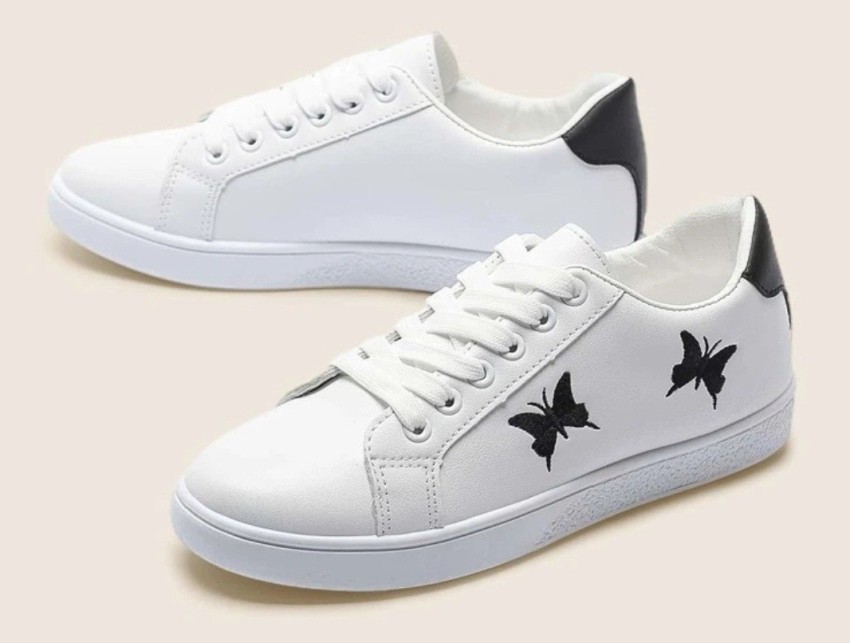 Sneakers (स्नीकर्स) - Upto 50% to 80% OFF on Sneakers Online at Best Prices  In India