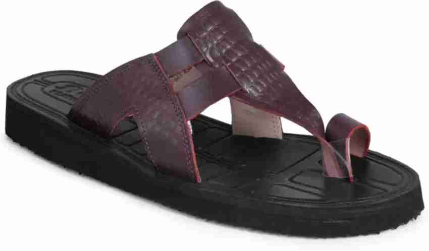 Bata featherlite online chappal