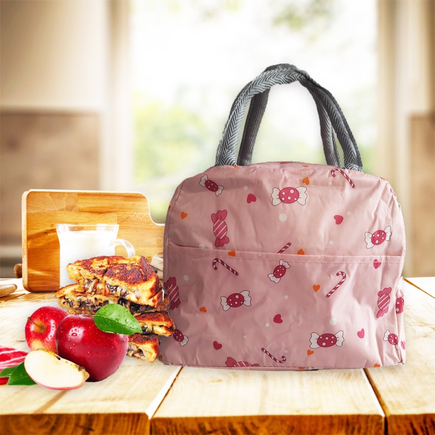 Shop Textured Lunch Bag with Zip Closure and Adjustable Strap Online | Max  UAE