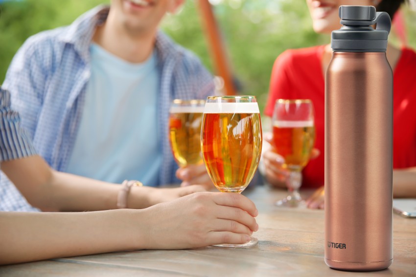 https://rukminim1.flixcart.com/image/850/1000/xif0q/bottle/x/u/9/800-flask-for-carbonated-drinks-vacuum-insulated-with-safety-original-imagz95pxhcmpevg.jpeg?q=90