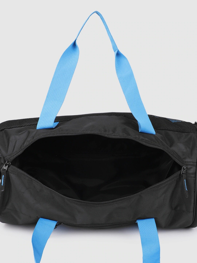 Share more than 75 hrx gym bag super hot in.duhocakina