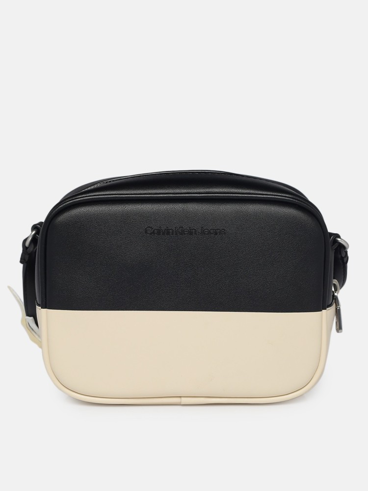 Buy Calvin Klein Women Multicolor Sling Bag Black & Beige Online @ Best  Price in India