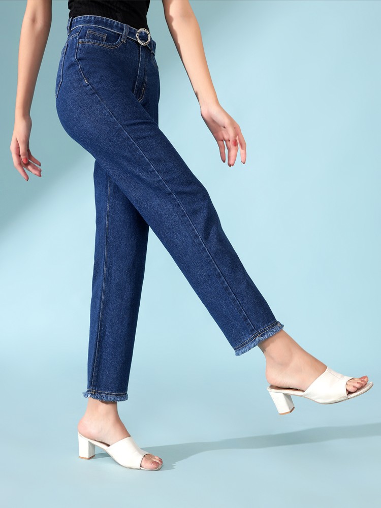 TikTok Says Skinny Jeans Are Out -- Here's What to Buy Instead