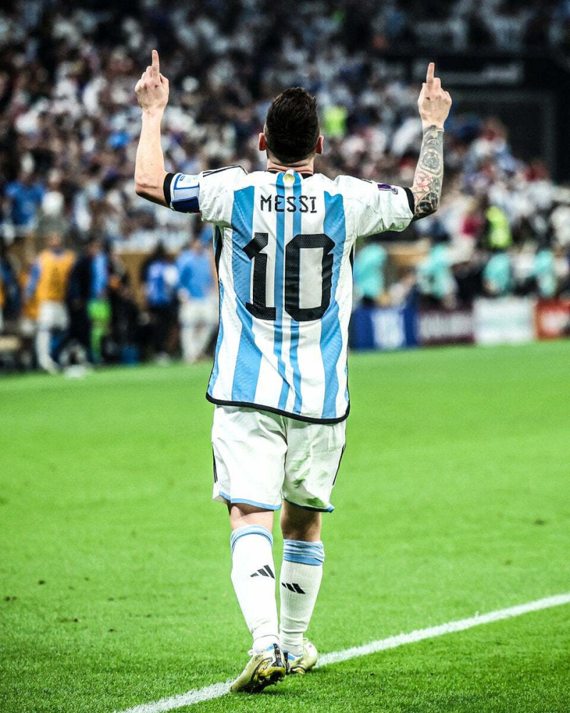 1,357 Lionel Messi Argentina Jersey Stock Photos, High-Res Pictures, and  Images - Getty Images