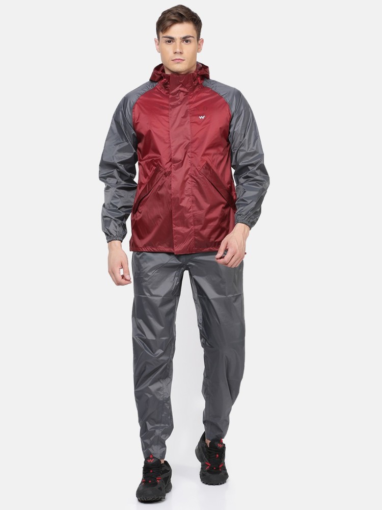 Wildcraft raincoat store