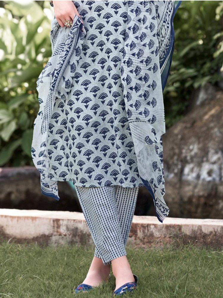 DIY  Umbrella Cut Full Gher Palazzo Long Divided Skirt Cutting and  Stitching hindi  YouTube