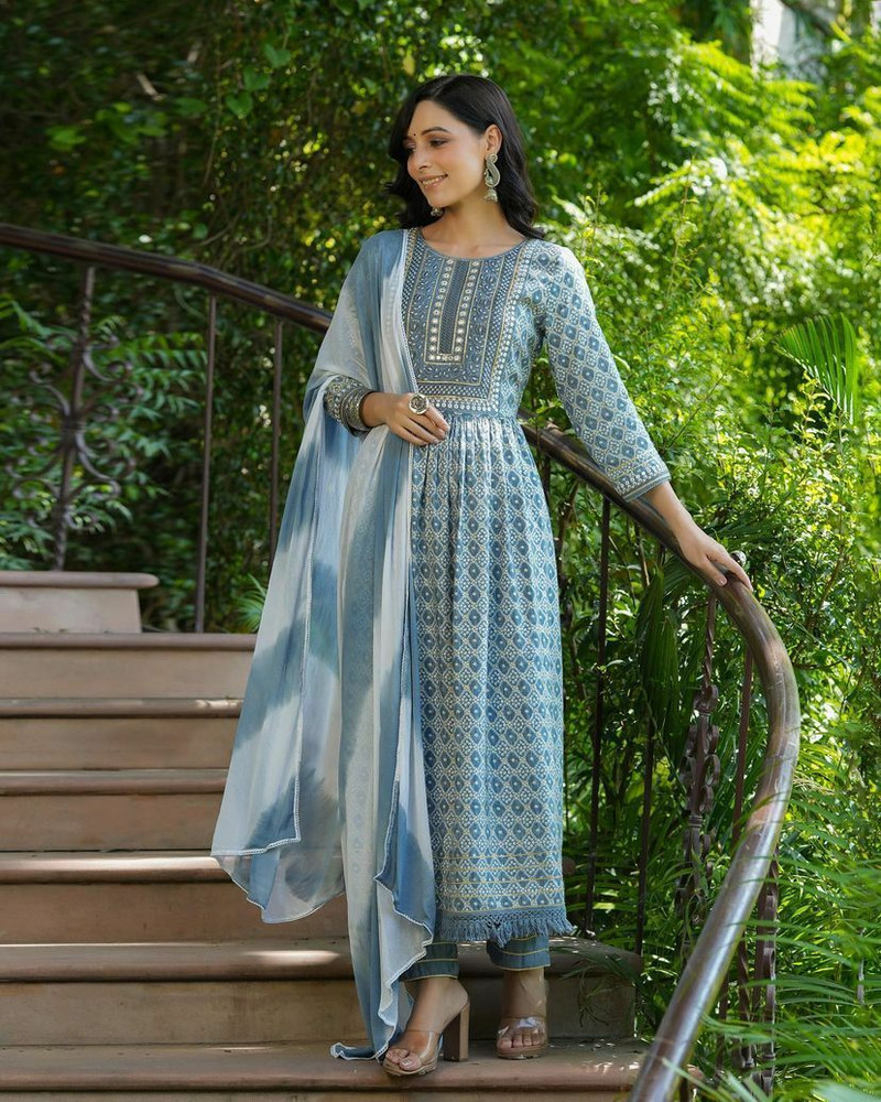 Golaviya House Women Kurta Pant And Dupatta Set  Buy Golaviya House Women  Kurta Pant And Dupatta Set Online at Best Prices in India  Flipkartcom