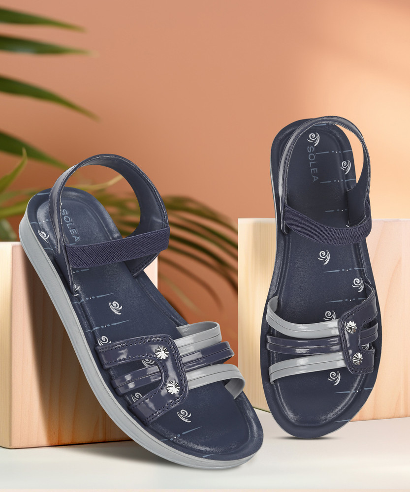 Paragon ladies footwear best sale flipkart