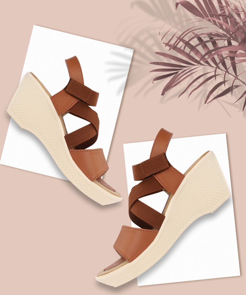 15 Best Comfortable Wedge Sandals 2022, According To, 41% OFF