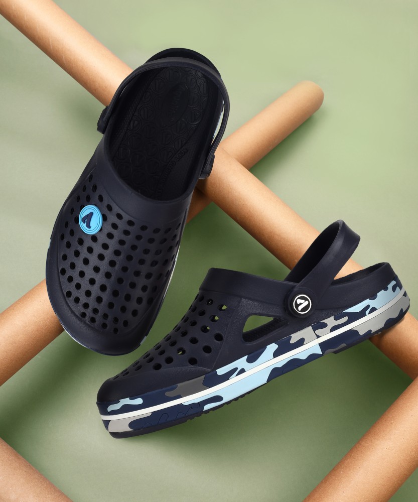 aqualite crocs