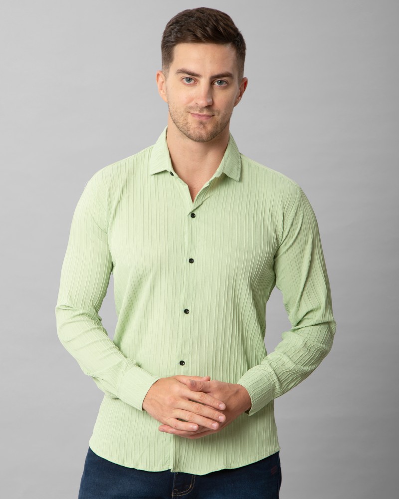 Men Green Classic Fit Solid Full Sleeves Casual Shirt