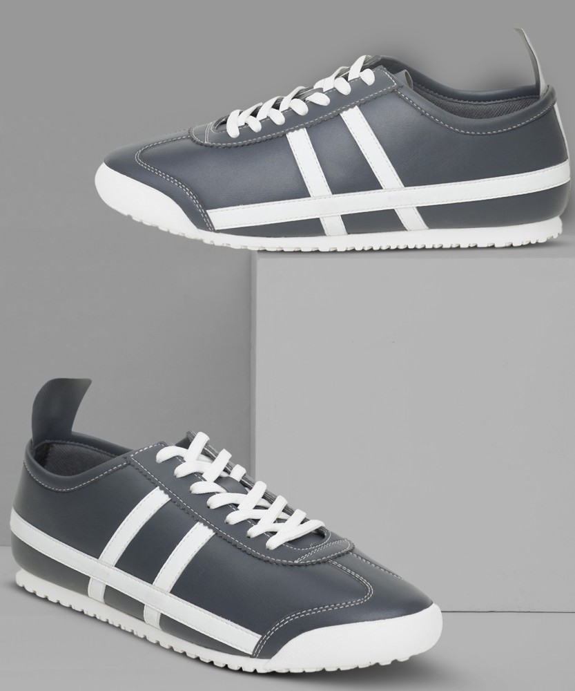 HIGHLANDER Sneakers For Men - Buy HIGHLANDER Sneakers For Men Online at  Best Price - Shop Online for Footwears in India