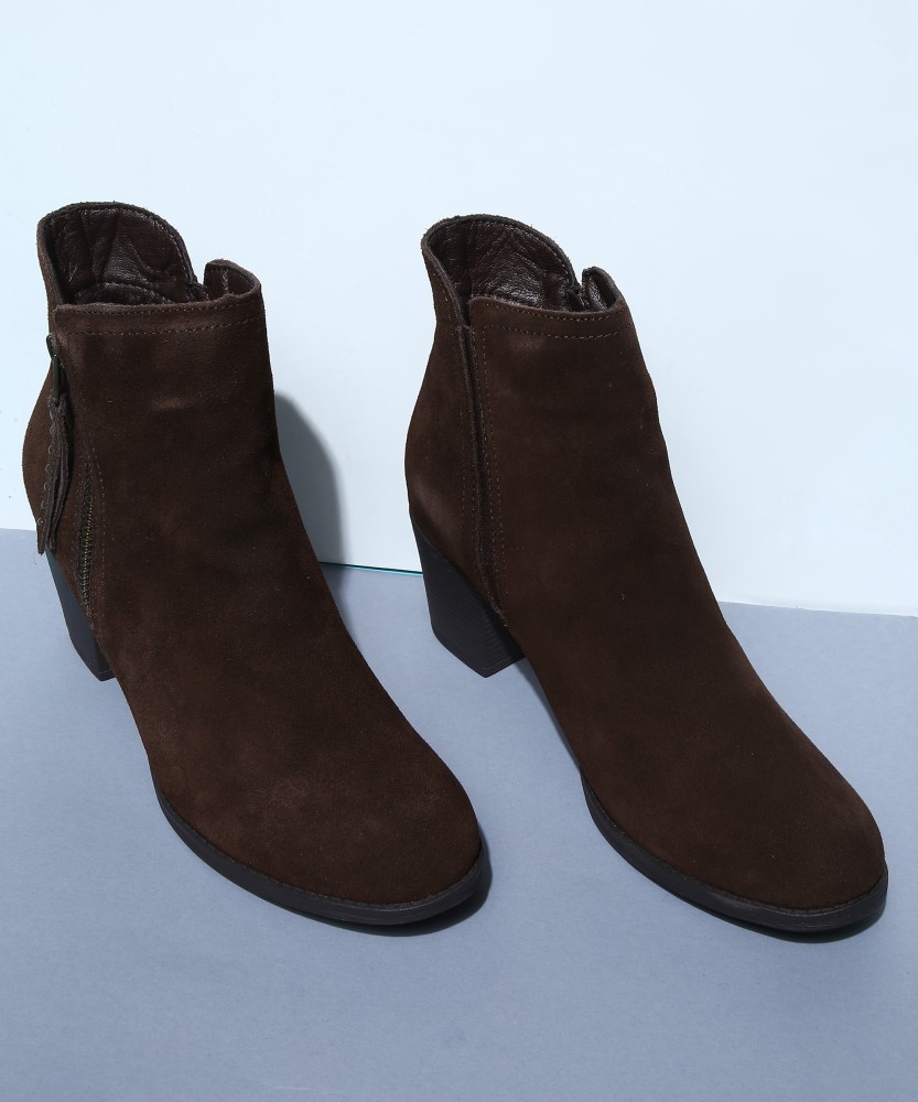 menor Emperador vídeo Skechers TAXI - DON'T TRIP Boots For Women - Buy Skechers TAXI - DON'T TRIP  Boots For Women Online at Best Price - Shop Online for Footwears in India |  Shopsy.in
