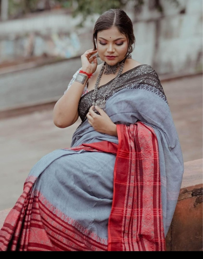 Cotton saree price 1000 shop