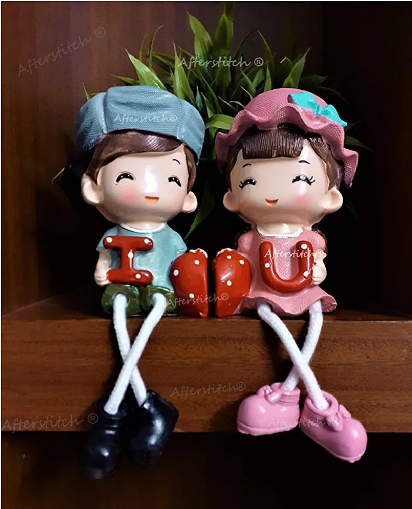 Cute Couple Hanging Legs Showpiece Dolls (Set of 2, Resin) 10 cm ...