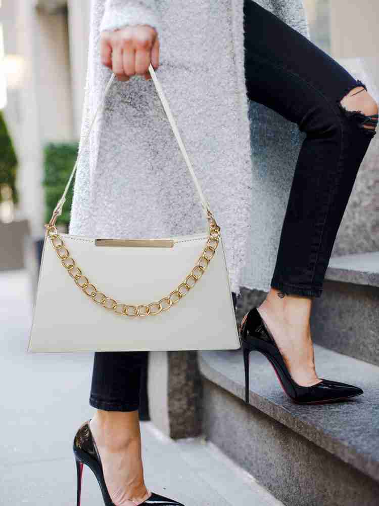 Bags, White Purse With Gold Chain