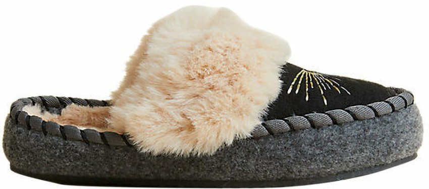 M&s fluffy online slippers