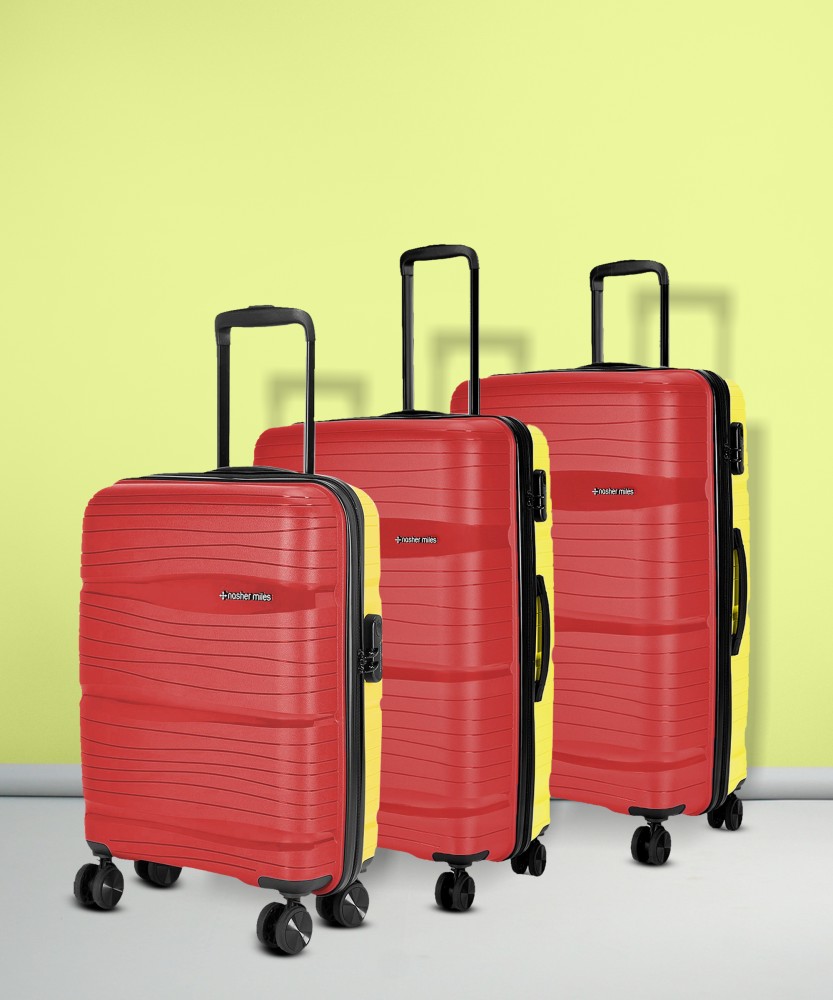 Rockland Luggage Horizon 3 Piece Hardside Polycarbonate Luggage Set 