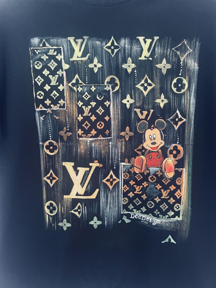 Louis Vuitton Multi Color Graphic Design T Shirt - M