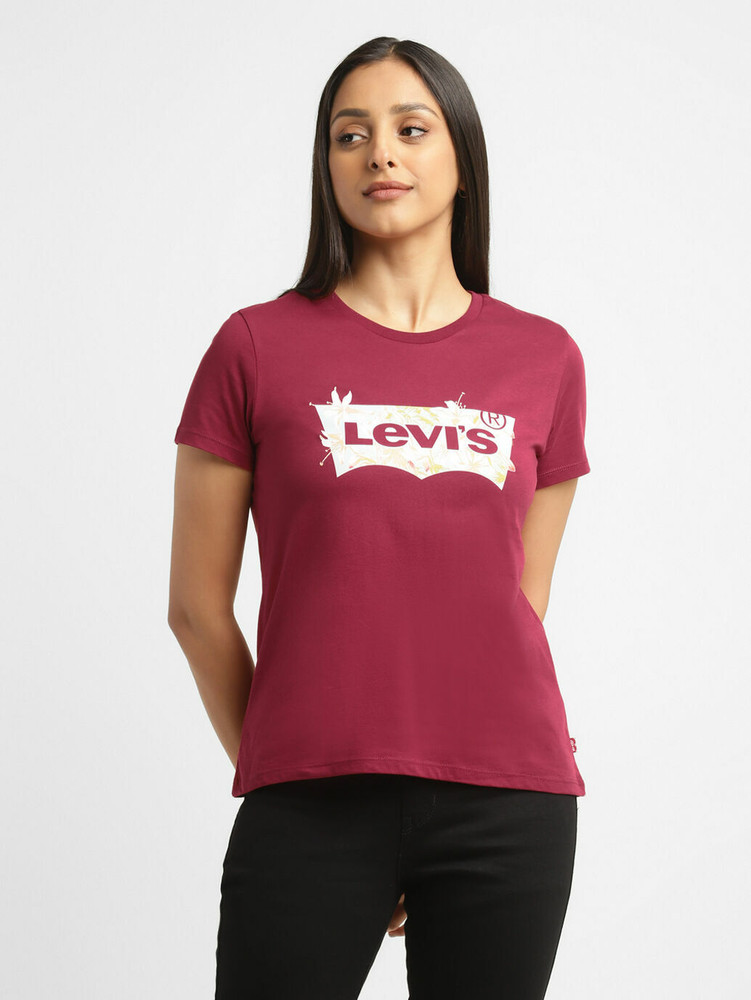 levi t shirt ladies
