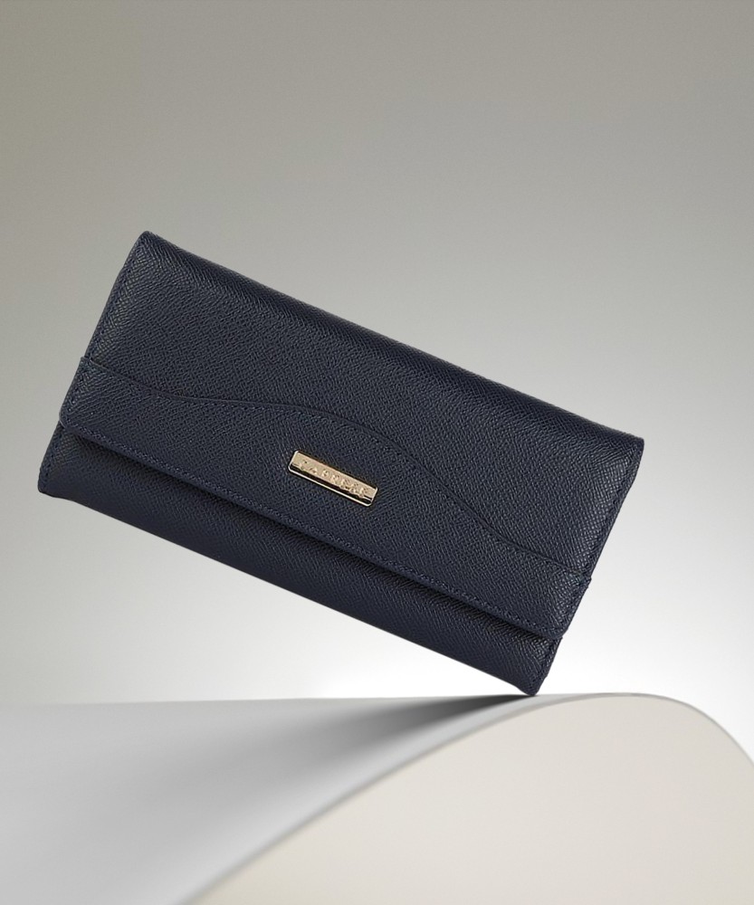 Caprese wallets store flipkart