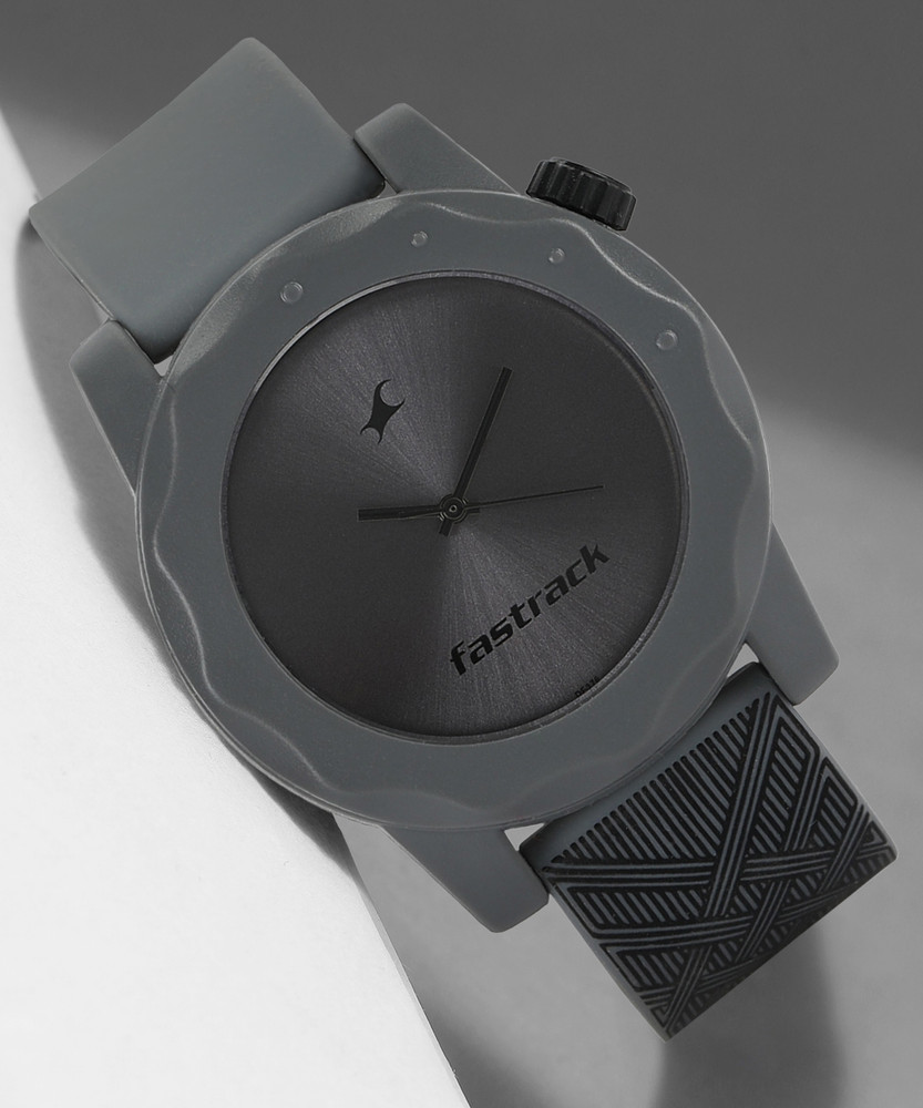 Fastrack black watch flipkart sales