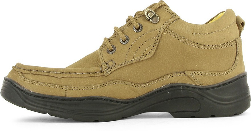 RED CHIEF RC1211 Casual Shoes For Men 
