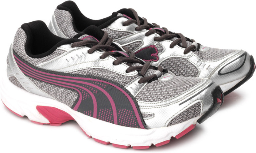 puma axis running shoes