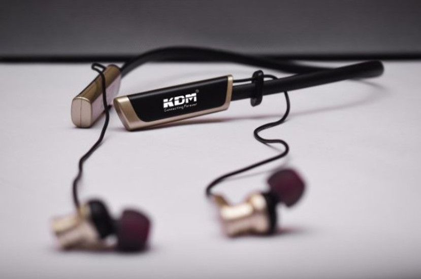 KDM G2-PREMIUM Magnetic Stereo Neckband 