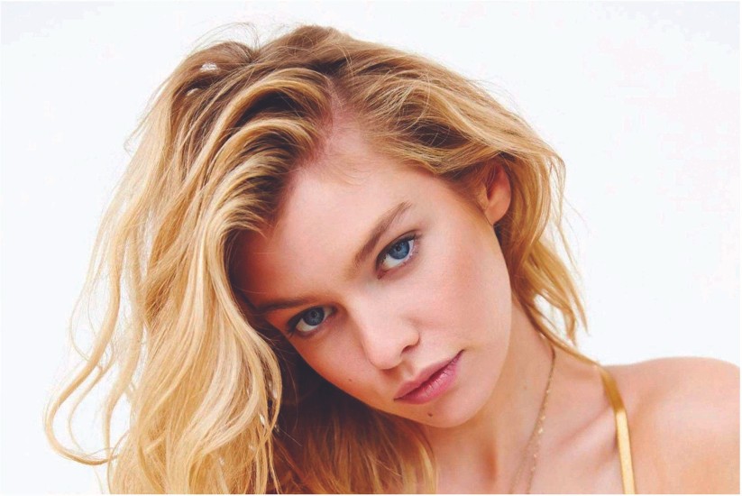 Actress Stella Maxwell Poster|Model Poster|Poster For Hostel/Photo Studio/Salon|Decorative  Poster|Interior Décor Item|Wall Poster|High Resolution 300 GSM Paper Paper  Print - Movies, Personalities, Decorative posters in India - Buy art, film,  design ...